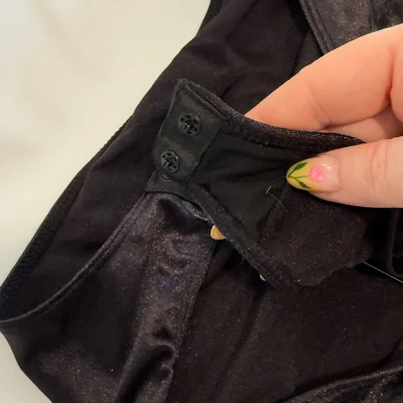 Dolls Kill X Tricks N’ Treatz Bounty Hunter Babe Costume Bodysuit, Size XXL - Picture 6 of 9